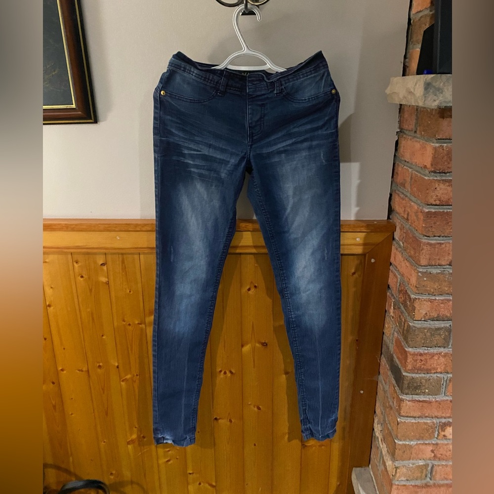 Dereon Jeans